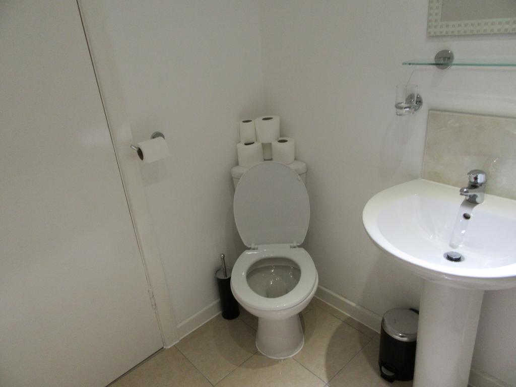 No 4 - Large 2 Bed Near Sefton Park And Lark Lane Appartement Liverpool Buitenkant foto