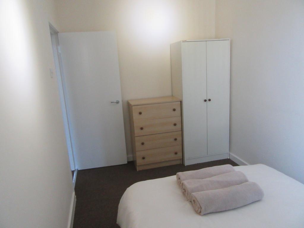 No 4 - Large 2 Bed Near Sefton Park And Lark Lane Appartement Liverpool Buitenkant foto